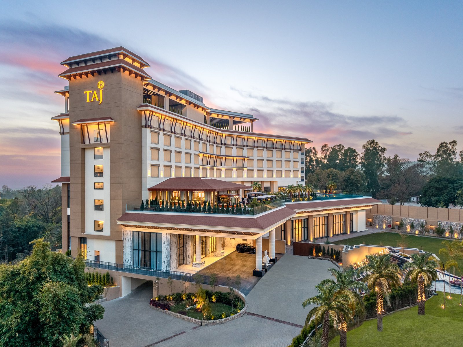 Hotel in Mussoorie